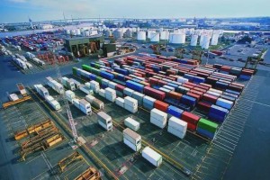 对内对外开放联通 建设强大国内市场